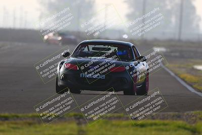 media/Jan-18-2026-CalClub SCCA (Sun) [[8bc6468723]]/Group 7 Race/Turn 1/